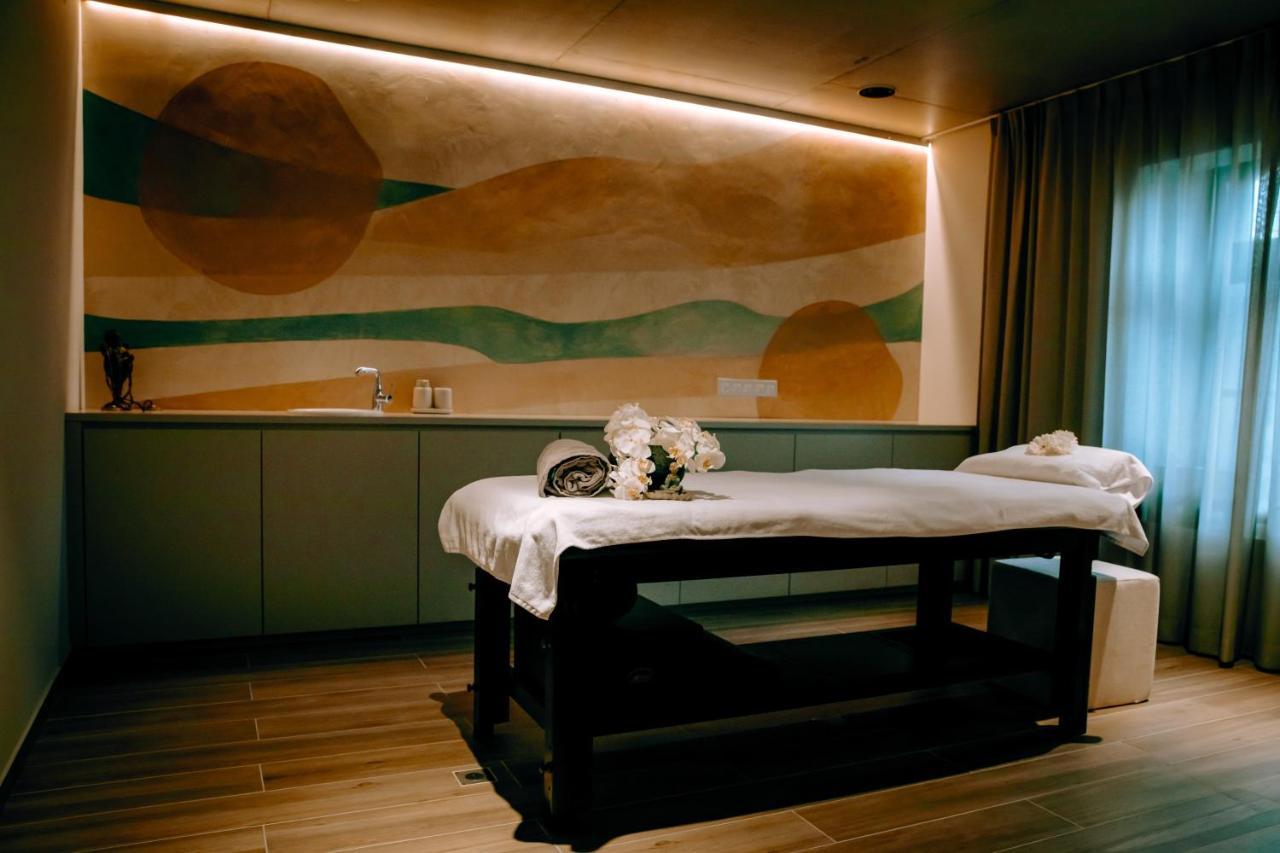 Ayuryoga Wellnesshotel Petegem Exteriör bild